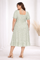 Plus Size Green Floral Midi Dress with Sweetheart Neck & Ruffle Hem