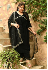 Plus Size Mirror Black Alia Kurta Set with Scalping Dupatta