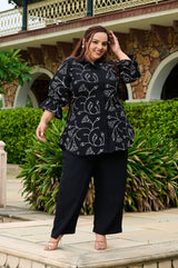 Plus Size Guldaasta Black Aari Embroidered Co-ord Set