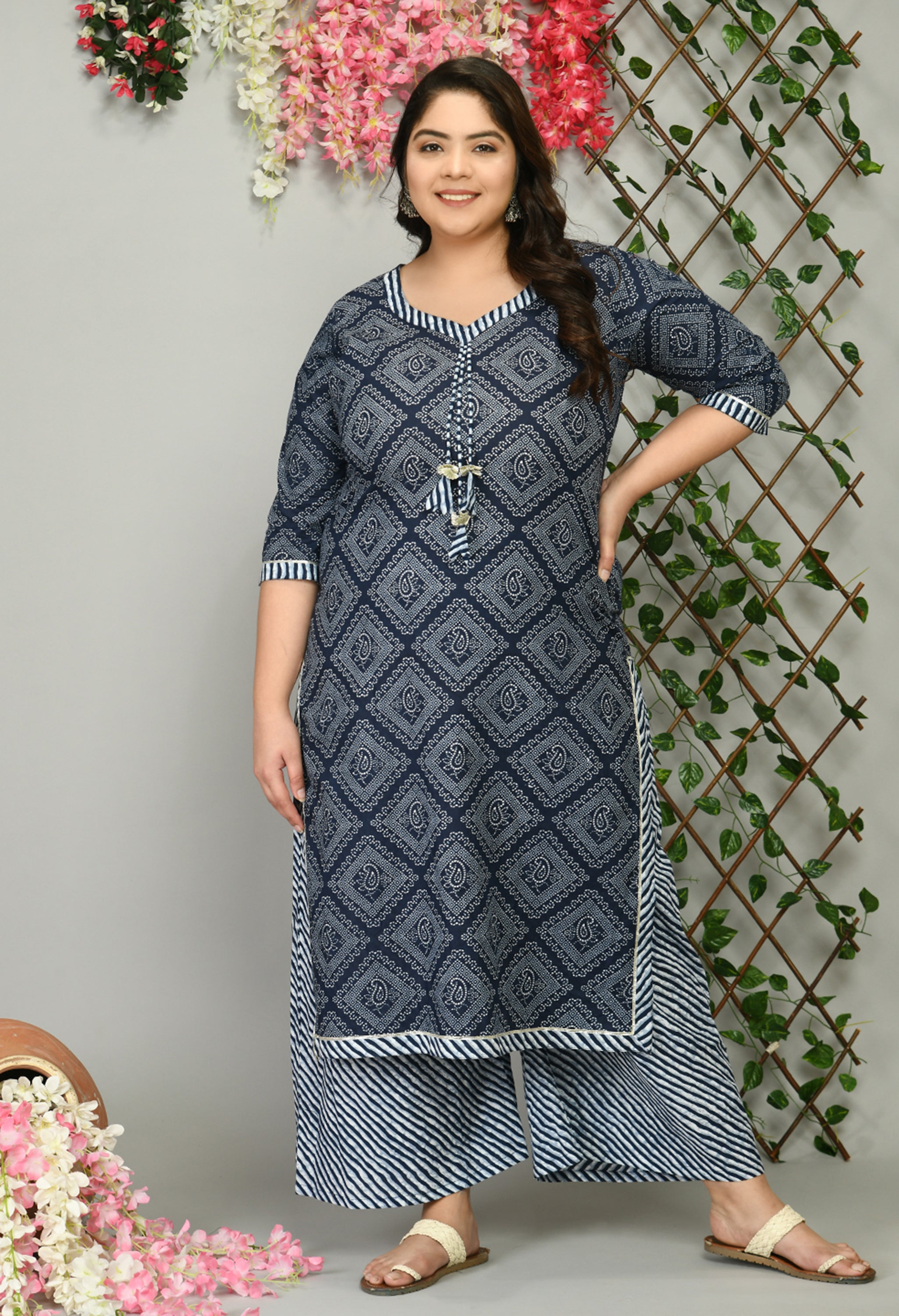 Plus Size Lucknowi Kurta set in Navy Blue