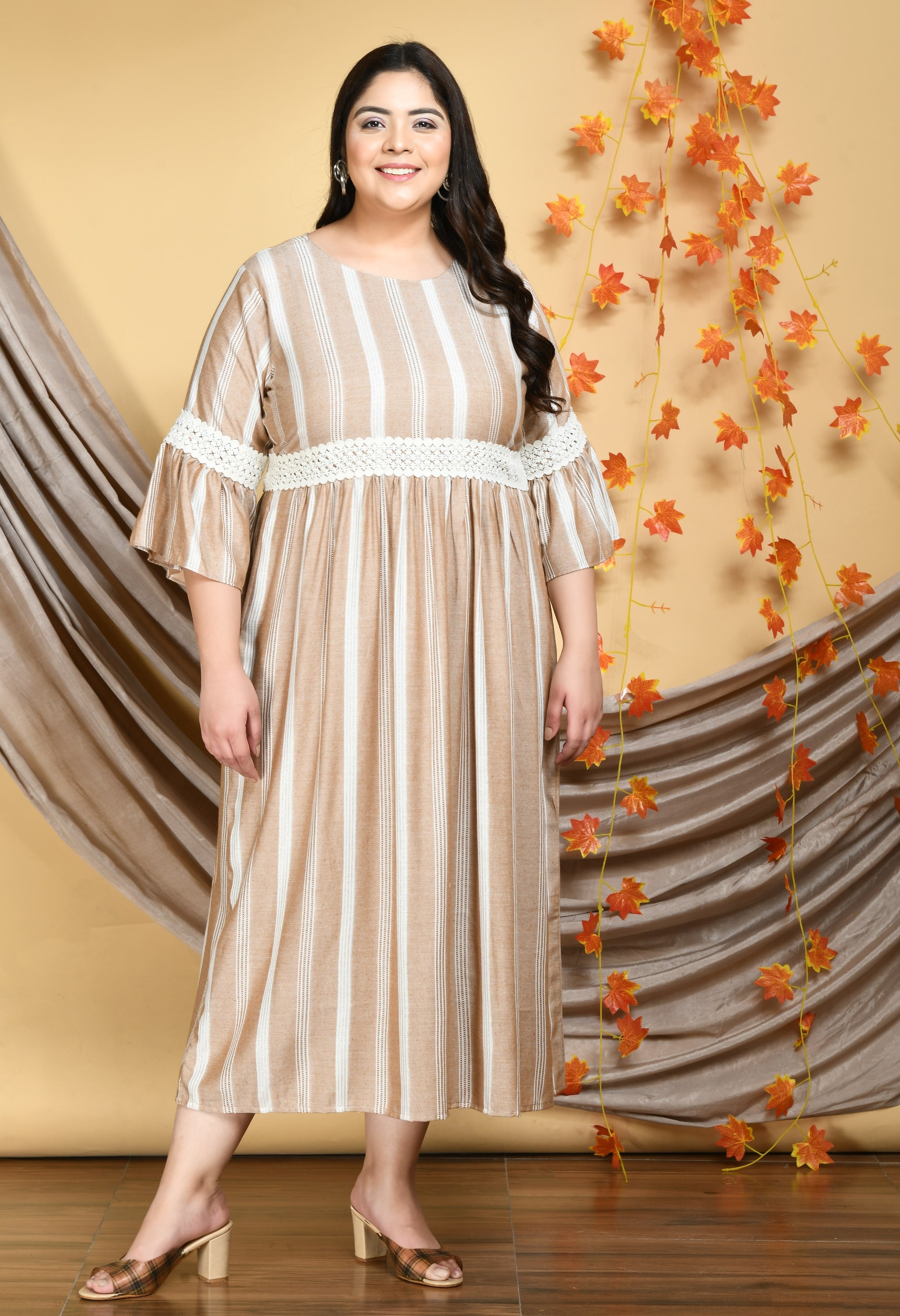 Plus Size Plus Size Beige Striped Lace Dress – DESINOOR.COM