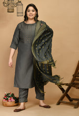 Plus Size Shimmering Grey Swarovski Kurta Pant Set with Dupatta