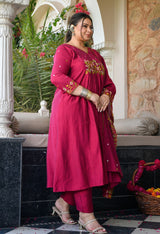 Gulnaaz Rani Pink Silk Blend Floral Embroidered Anarkali Kurta Set with Dupatta