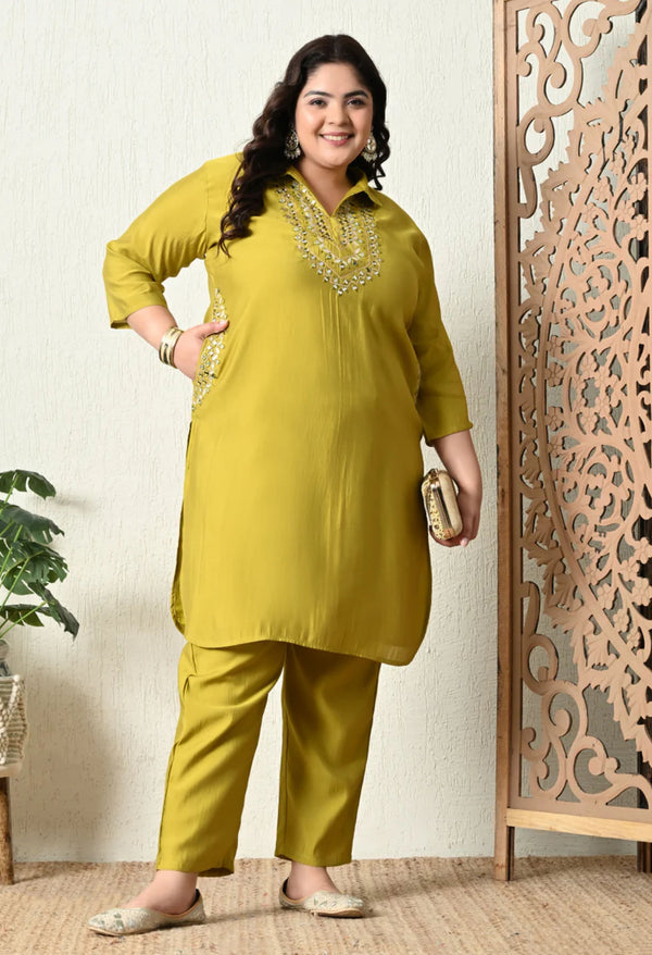 Plus Size Parrot Green Mirror Embellished Co-ord Set