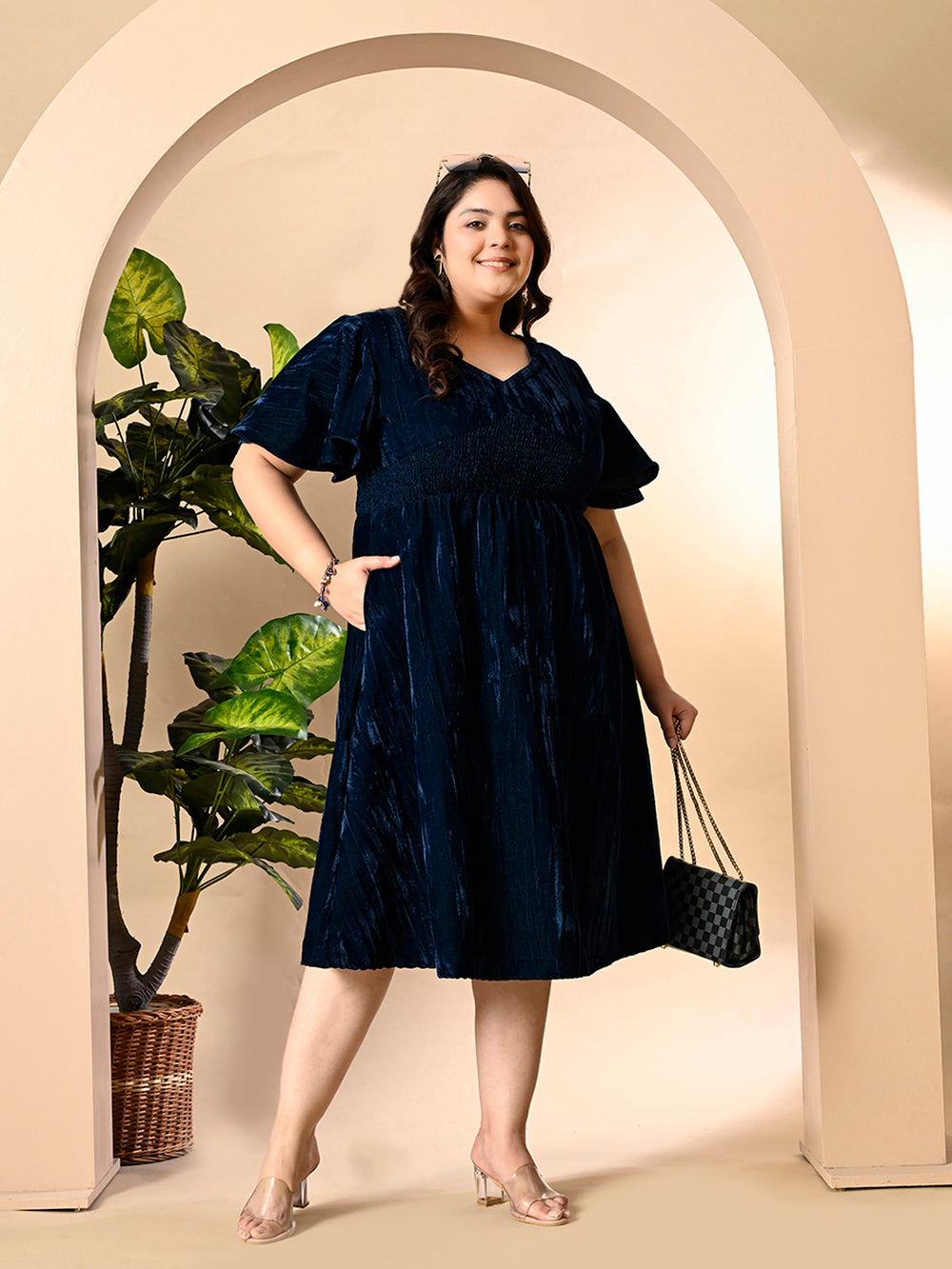 Plus Size Teal Blue Crush Velvet Midi Dress DESINOOR.COM Plus Size Teal Blue Crush Velvet Midi Dress DESINOOR.COM
