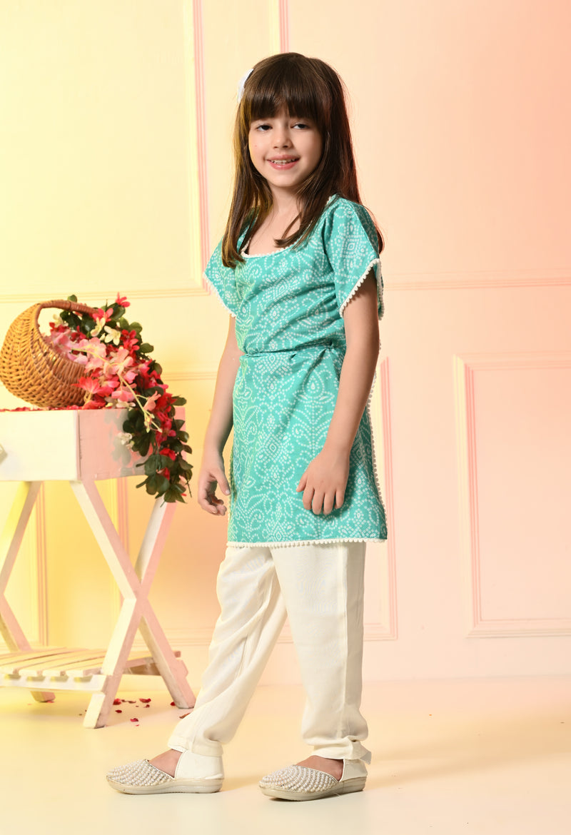 Girls Sea Green Bandhani Kaftan Set