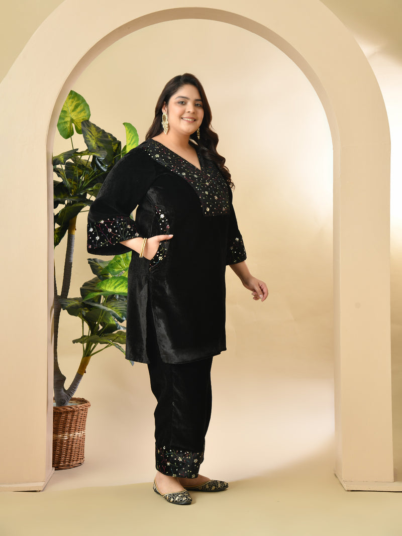 Plus Size Black Embroidered Velvet Co-ord Set