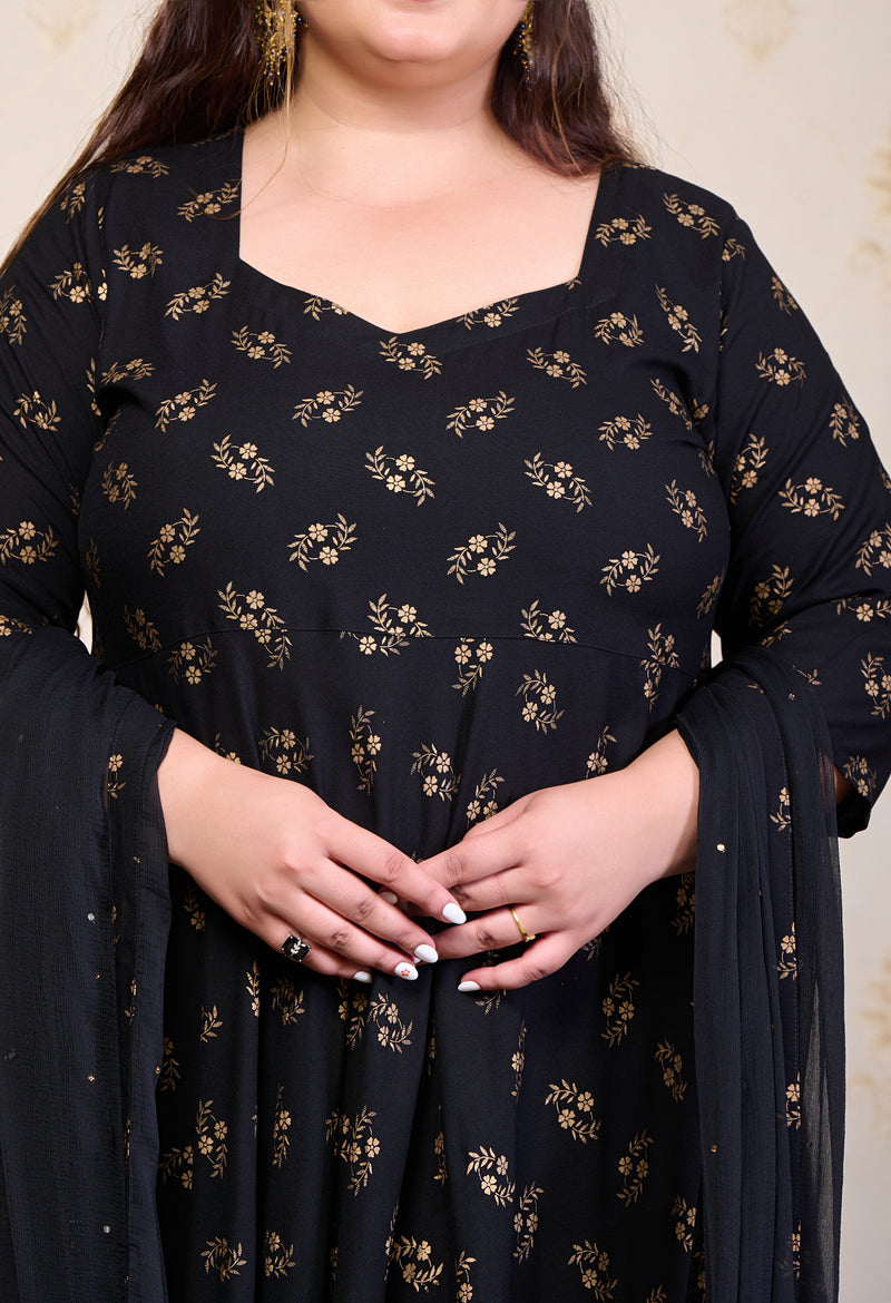 Plus Size Black Gold Printed Anarkali with Dupatta DESINOOR.COM Plus Size Black Gold Printed Anarkali with Dupatta DESINOOR.COM