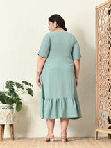 Plus Size Pista Green Crinkle Midi Dress